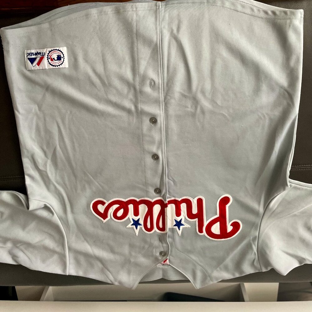 Philadelphia Phillies Jersey (Road)